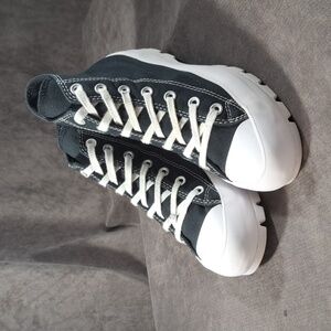 Converse Chuck Taylor All Star Lugged 2.0 Black Canvas Platform Sneakers VG- US8